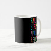 Mug Manger Dormir Faire la sieste Répéter Drôle Sarcas (Devant droit)