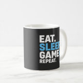 Mug Manger Dormir Jouer Répéter Citation Drôle de Joue (Devant droit)