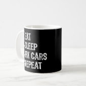 Mug Mangez le sommeil Fixer les voitures Répéter Funny (Devant gauche)