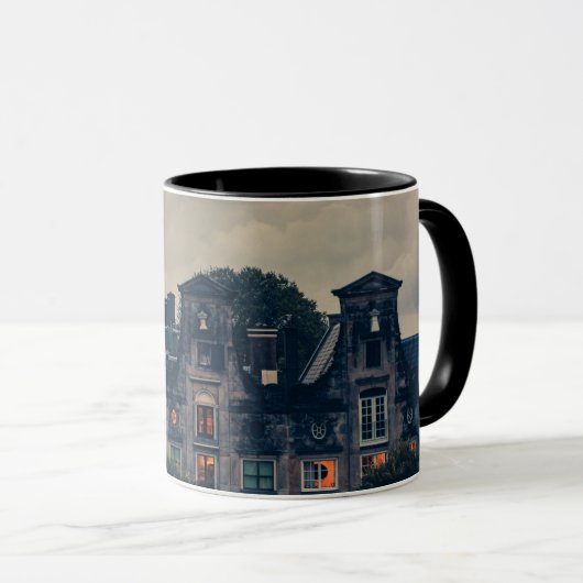 Mug Mansion Déplaisante (Devant droit)