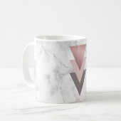 Mug marbre gris de blanc de triangles de rose rose (Devant gauche)