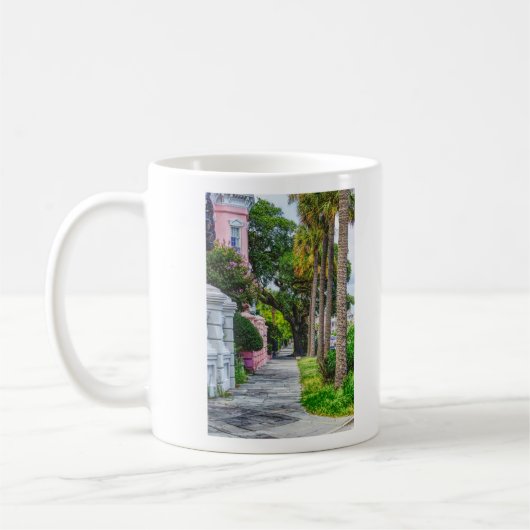 Mug Marcher le long de Rainbow Row (Gauche)