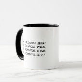 Mug Marcher. Nourrir. Câliner. Répéter. - Pet Sitters (Devant gauche)