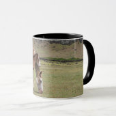 Mug Mare & Colt au cratère volcanique de Rano Raraku (Devant droit)