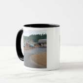 Mug Marée basse à la baie de Fundy à St. Martins, Nouv (Devant gauche)