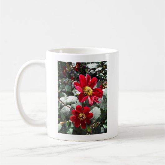 Mug marguerite rose chaud rouge / marguerites fleurs (Gauche)