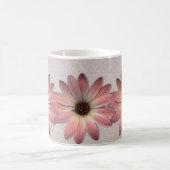 Mug Marguerite Rose - Image de fond à texture en cuir  (Centre)
