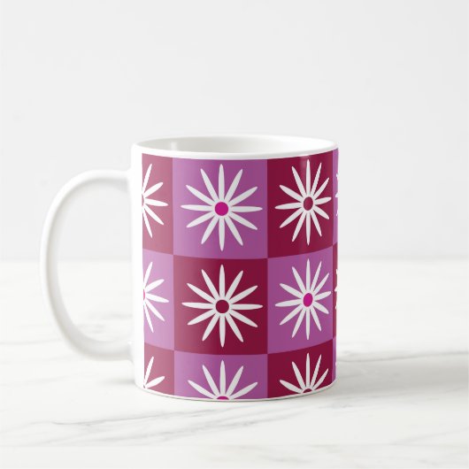 Mug Marguerites blanches à carreaux sur des damiers ro (Gauche)