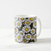 Mug Marguerites – Conception de fleurs joyeuse (Devant droit)