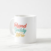 Mug Mari, Papa, Héros (Devant gauche)