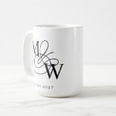 Mug Mariage de typographie de luxe Monogramme (Devant gauche)