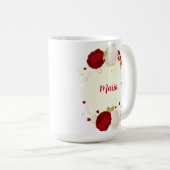 Mug Mariage fleurs romantiques rouge foncé et blanches (Devant droit)