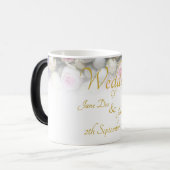 Mug mariage - Mariée avec bouquet mariage coloré (Devant gauche)