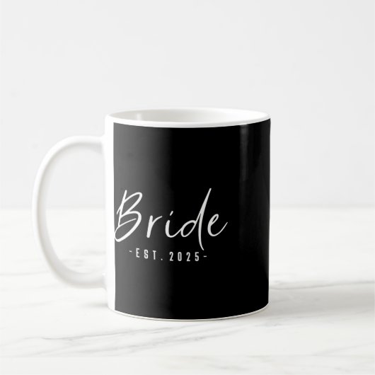 Mug Mariée Est 2025 Futur Femme Engagé Des Cadeaux Pou (Gauche)