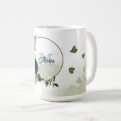 Mug marine & fleurs bleu poussiéreux verdure monogramm (Devant droit)