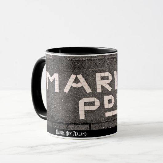 Mug Marine Parade, Napier, Nouvelle-Zélande (Devant gauche)