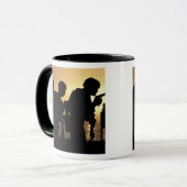Mug Marines tire des pistolets de 9mm (Devant gauche)