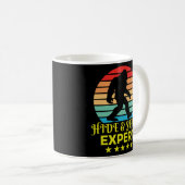 Mug Masquer Et Chercher Expert Bigfoot Drôle (Devant droit)