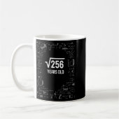 Mug Mathématiques 256 ans, Anniversaire drôle de maths (Gauche)