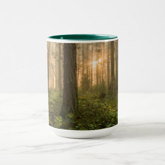 Mug Matin brumeux du nord-ouest Pacifique de la forêt (Centre)