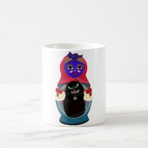 Mug Matryoshka Guardian et son chat noir espiègle