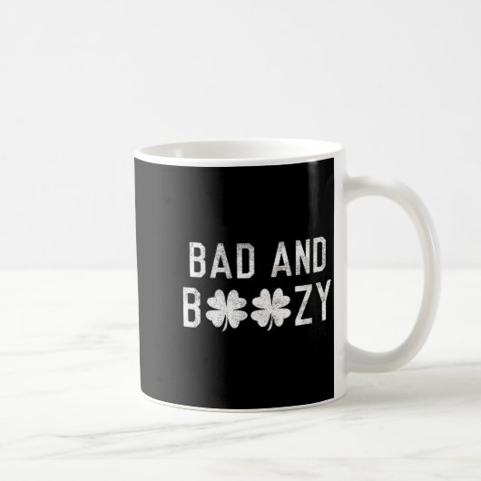 Mug Mauvaise et ivre Saint-Patrick Shamrock Vert (Droite)