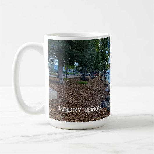 Mug McHenry, Illinois | La promenade de Fox River (Gauche)