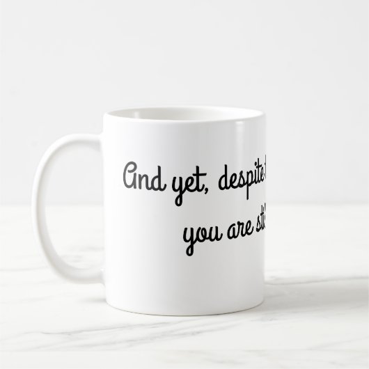 Mug Me parlant toujours (Gauche)