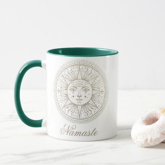 Mug Médaillon céleste | Boho Zodiac Sun Face Mandala (Avec donut)