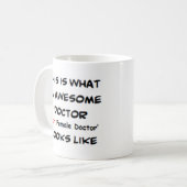 Mug médecin pas femme médecin, génial (Devant gauche)