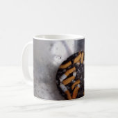 Mug Mégot dans le cendrier argenté de fumeurs, drôle (Devant gauche)