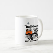 Mug Meilleur Costume Retro Halloween Fête Invitation (Devant droit)