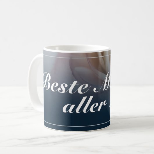 Mug Meilleure mère de tous les temps avec une grande r (Devant gauche)