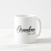 Mug Mémé établie avec année (Devant droit)