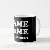 MUG MÊME MAIS DIFFÉRENT (Devant droit)