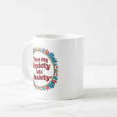 Mug Même mon anxiété est anxieuse (Devant gauche)