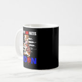 Mug Même mon chien déteste Biden USA Drapeau Pitbull T (Devant gauche)