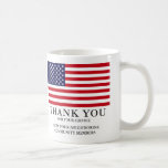 Mug Merci fait sur commande des textes de drapeau<br><div class="desc">Remerciez les hommes et femmes en uniforme de leur contribution.</div>