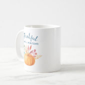 Mug Merci gracieux béni avec un Citrouille orange (Devant gauche)