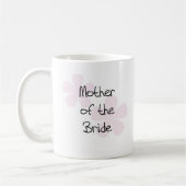 Mug Mère en pastel rose de fleurs de jeune mariée (Gauche)