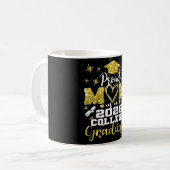 Mug Mère fière de la promotion 2026 de l'université Fa (Devant gauche)