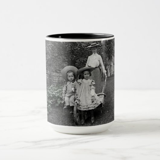 Mug Mère Filles 1890 Jardin de jardinage (Centre)