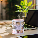 Mug Mère photo collage violet<br><div class="desc">Un cadeau pour votre mère, célébrant sa vie avec un collage de 14 photos. Texte en noir : Meilleure maman jamais. Personnalisez et utilisez vos propres photos d'elle, enfants, mari, animaux domestiques, amis. Violet tendance, arrière - plan couleur lavande. Parfait comme cadeau de la Fête des Mères, pour les anniversaires...</div>