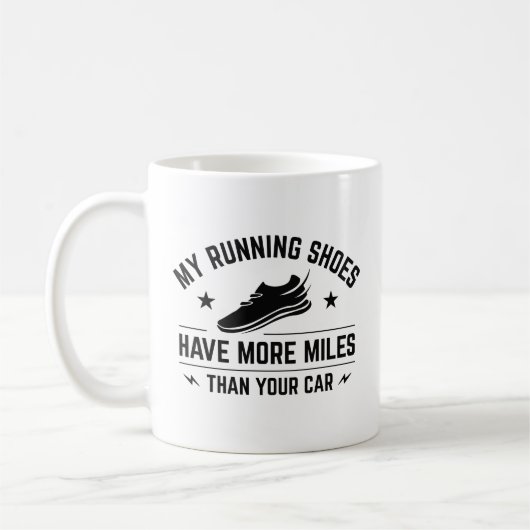 Mug Mes Chaussures De Course Ont Plus De Miles Que Vot (Gauche)
