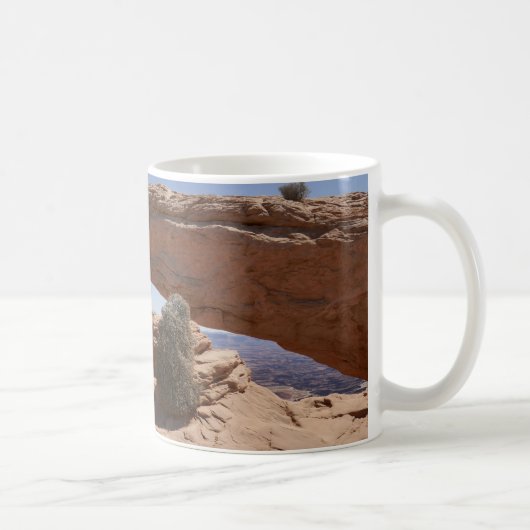 Mug Mesa Arch et Tumbleweed à Canyonlands (Droite)