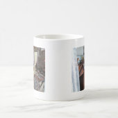 Mug Mess abandonné dans les affaires abandonnées (Centre)