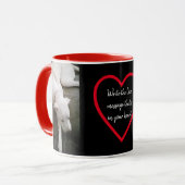 Mug Message d'amour de chien blanc dormant mignon dans (Devant gauche)
