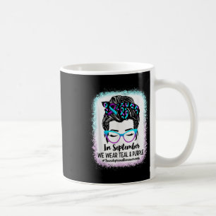 Mug Messy Bun Mois de sensibilisation à la prévention