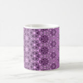Mug Métamorphose Lilac et violet motif complexe (Centre)