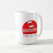 Mug Mettre à niveau votre sécurité à domicile (Devant droit)